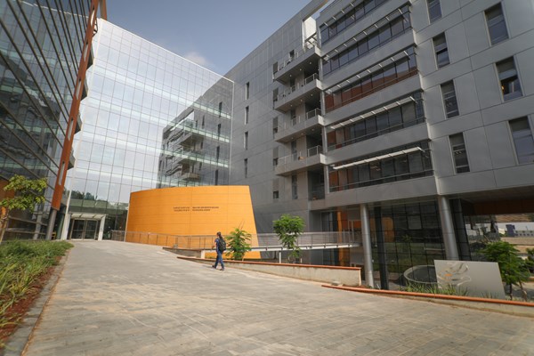 Nella and Leon Benoziyo Building for Biological Sciences